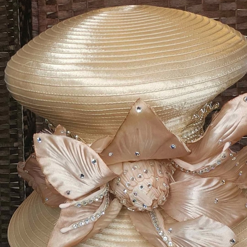 Elegant Gold Women's Hat with Floral Accents